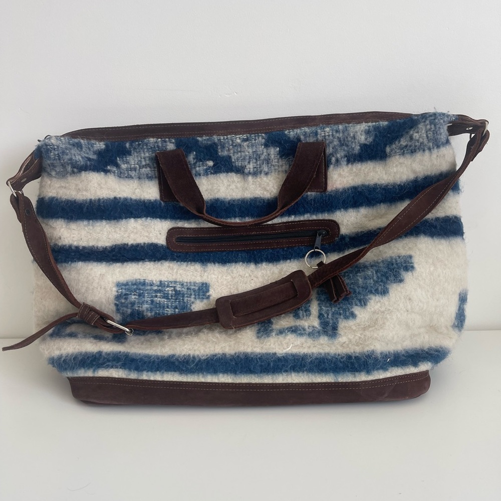 Nena & Co. Large Weekender Bag